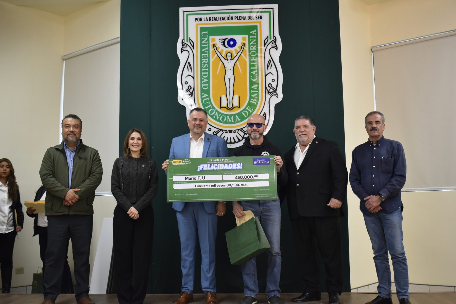 Ganadoras Y Ganadores Del 93 Sorteo Magno De La UABC Recibieron Sus